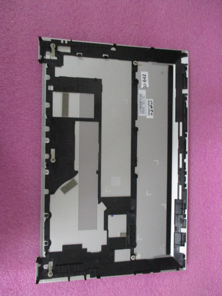 M08524-001